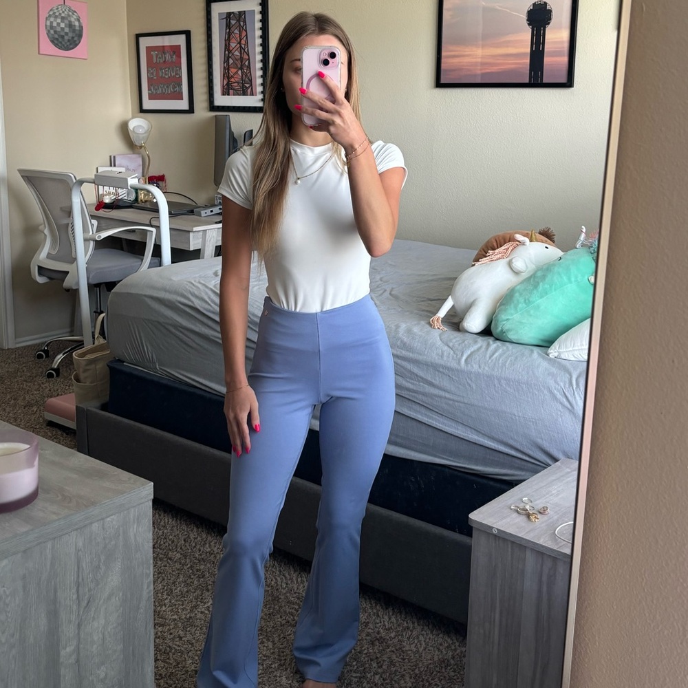Light blue flare pants with side zipper - Size XXS - Fabletics